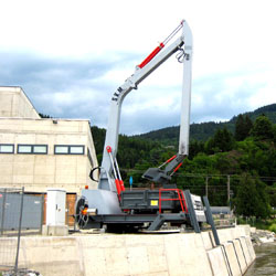 Murwasseranlage  mit Rechenreinigungsmaschine, Dammtafel, Schütztafeln