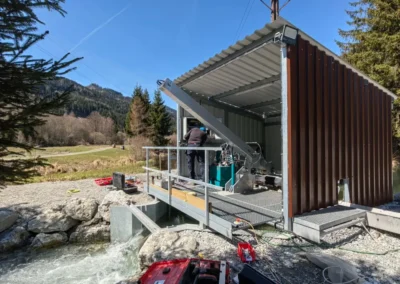 Rechenreiniger für Fischzuchtbetrieb - Stahlwasserbau von S.K.M.